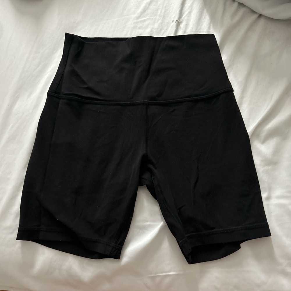 Black lululemon biker shorts